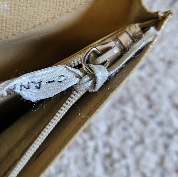 Chanel Tan Neutral Cream Beige Leather Long Flap Tan Wallet - Picture 9 of 15